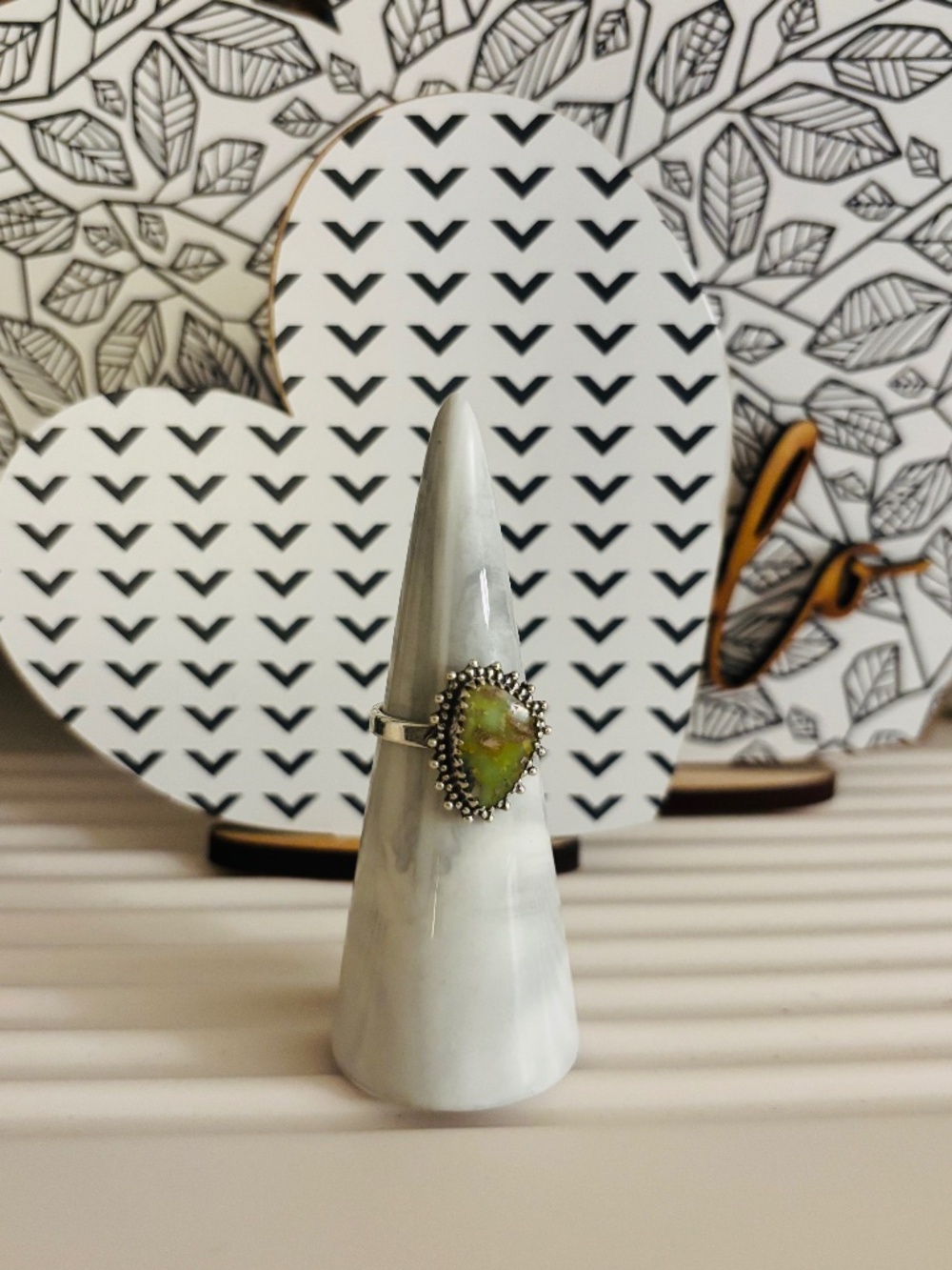 Green Stone .925 Sterling Silver Ring